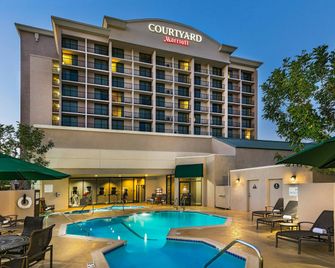 Courtyard by Marriott Los Angeles Pasadena/Monrovia - Monrovia - Edificio