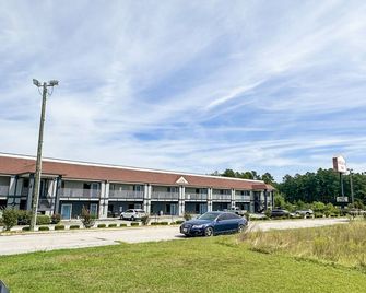 Executive Inn Ridgeway I-77 - Ridgeway - Building