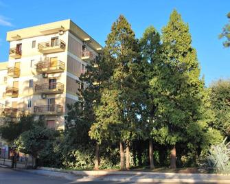B&B La Stazione - Acquaviva delle Fonti - Edificio