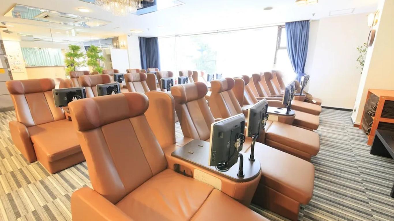 우에노 스테이션 호스텔 오리엔탈 (남성 전용)