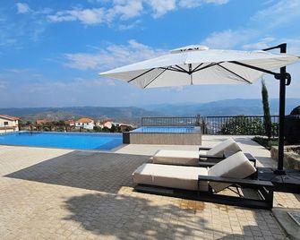Quinta de Raj - Your Douro Valley Retreat - Peso da Régua - Pool