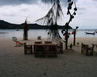 Dolphin Bungalows - Ko Pha Ngan