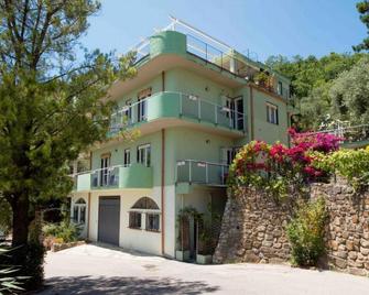 Tenuta dei Normanni - Salerno - Building