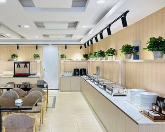 Joyful Star Hotel - Shanghai - Buffet