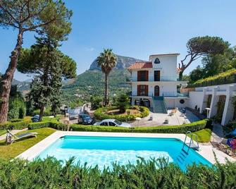 Villa Sam - Piano di Sorrento - Zwembad