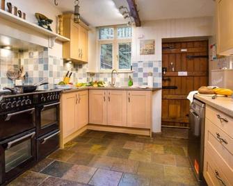 Treacle Cottage - Ambleside - Kitchen