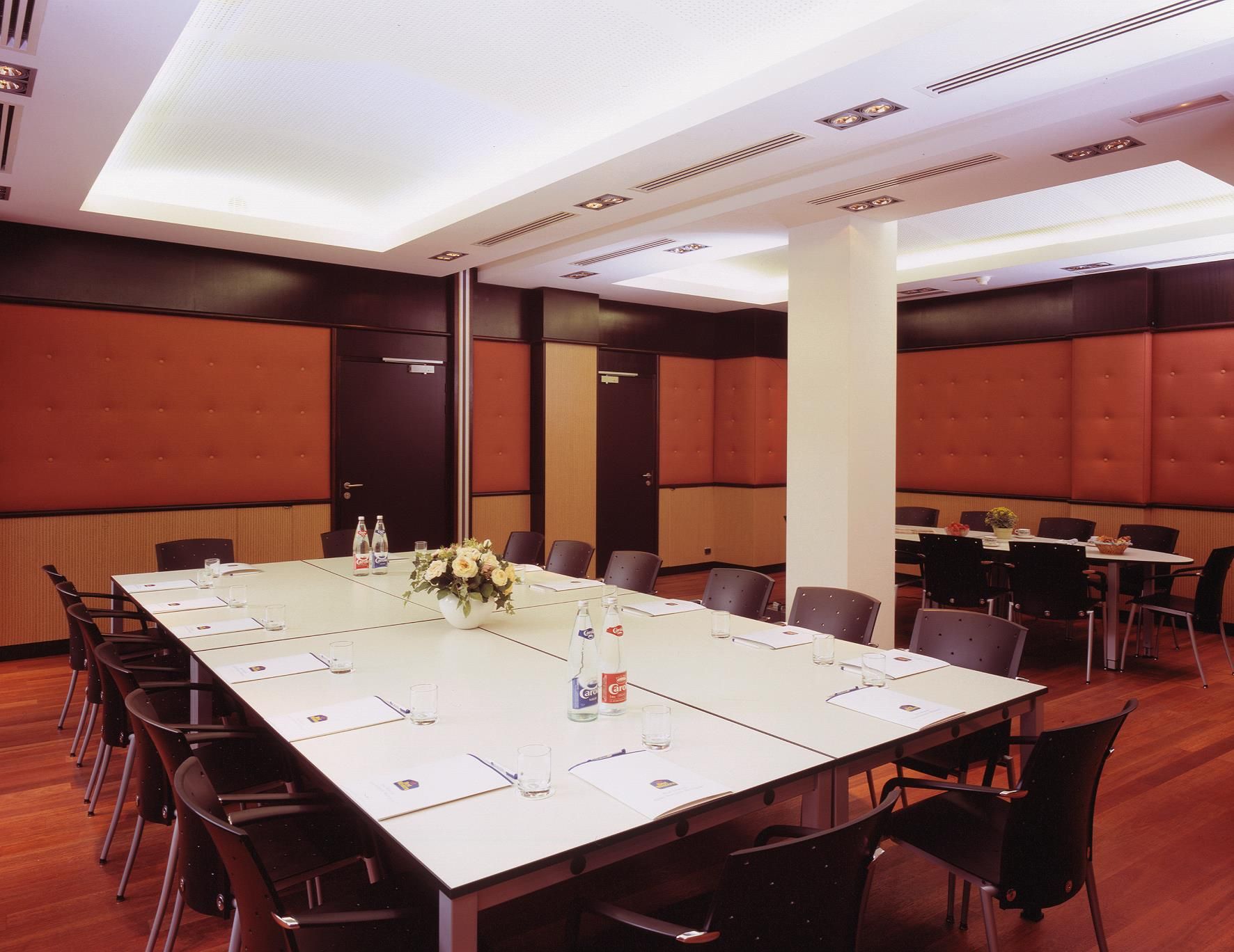 Best Western Plus Monopole Metropole - Strasbourg - Phòng họp