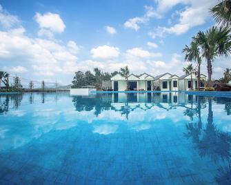 Saichon Grand View Resort - Ban Ta Khun - Piscina