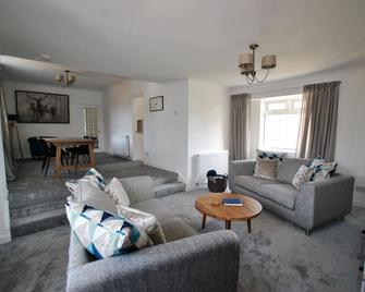 Mariners Retreat- spacious apartment in Crail - Crail - Living room