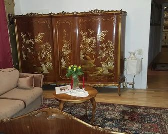 Königreich Romkerhall - Goslar - Wohnzimmer