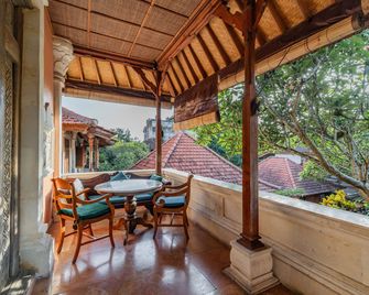 Honeymoon Guesthouse - אובוד - מרפסת