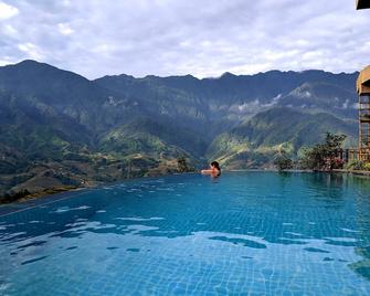 Sapa Clay House - Mountain Retreat - Sa Pa - Kolam