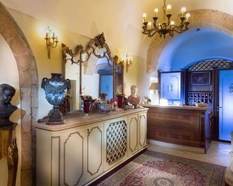 Hotel Akropolis - Taranto - Lobby