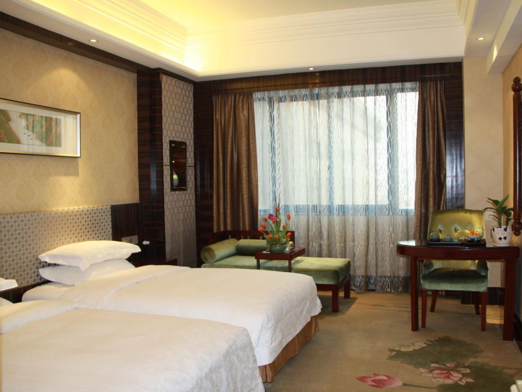 Hangzhou Blossom Hotel