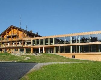 Almhotel Hochhaederich - Riefensberg - Будівля