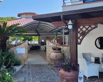 Village Marina - Paestum - Patio