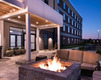 Home2 Suites by Hilton Merrillville - Merrillville - Gebäude