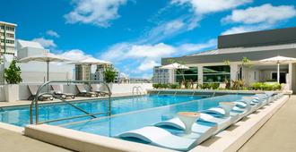 AC Hotel by Marriott San Juan Condado - San Juan - Bể bơi
