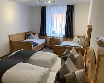 Gasthof zum Waldstein - Zell im Fichtelgebirge - Slaapkamer