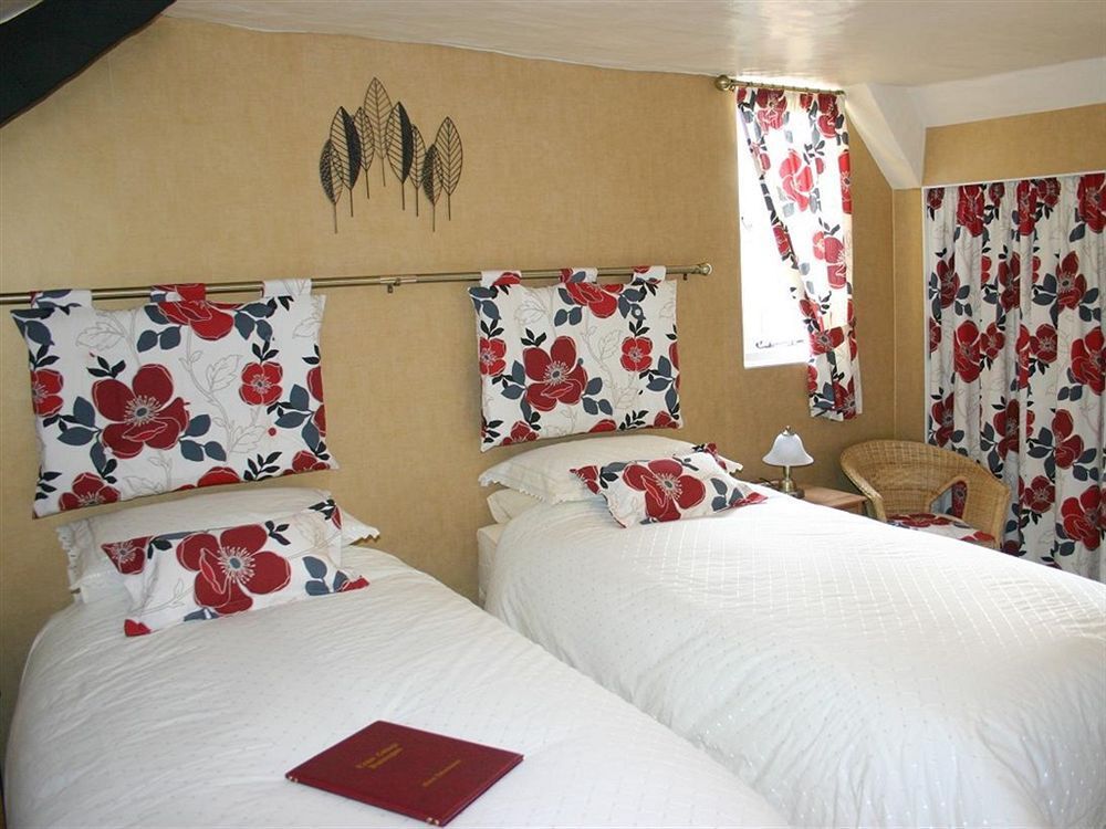 Tudor Cottage - מיינהד - חדר שינה