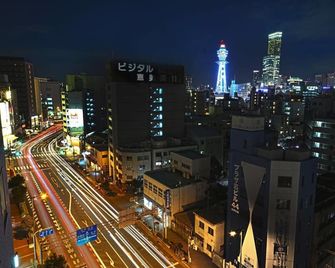Toho Hotel - Osaka - Vista del exterior