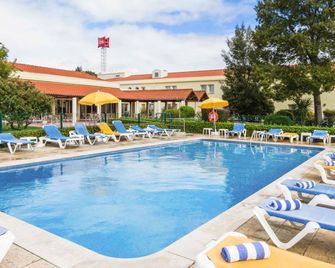 Ibis Setubal - Setúbal - Pool