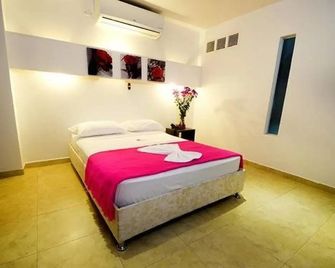 Bondye - וילהויצ'נסיו - חדר שינה