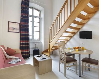 Vacancéole - Les Demeures Champenoises - Épernay - Living room