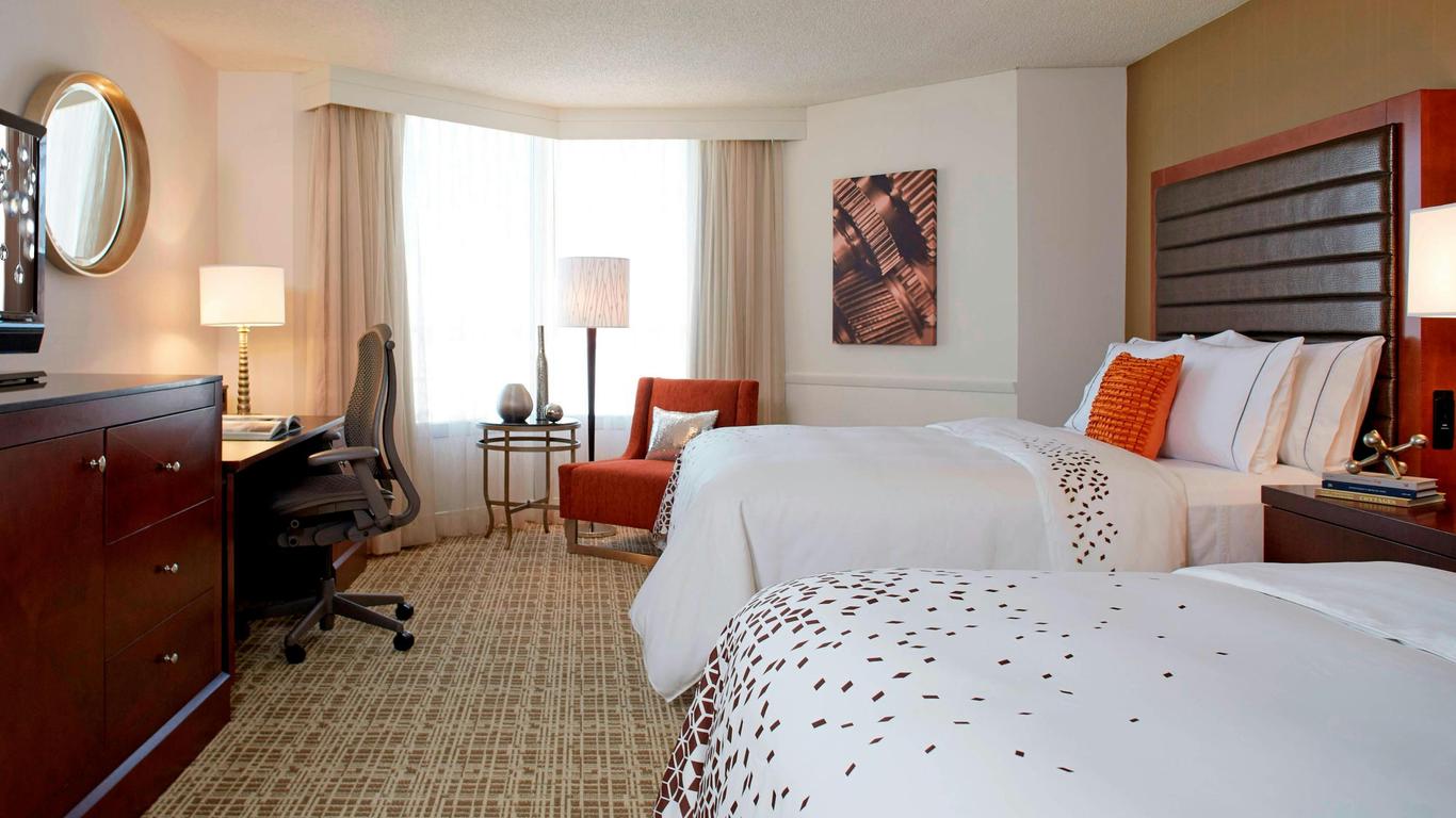Renaissance St. Louis Airport Hotel