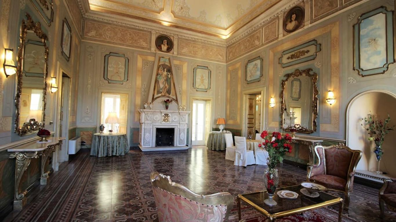 Palazzo De Castro