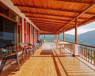 Omvilla With Mountain View - Mukteshwar - Balcony