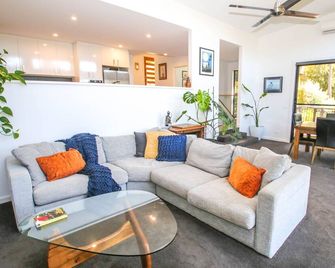 Apex Villa - Bright - Obývací pokoj