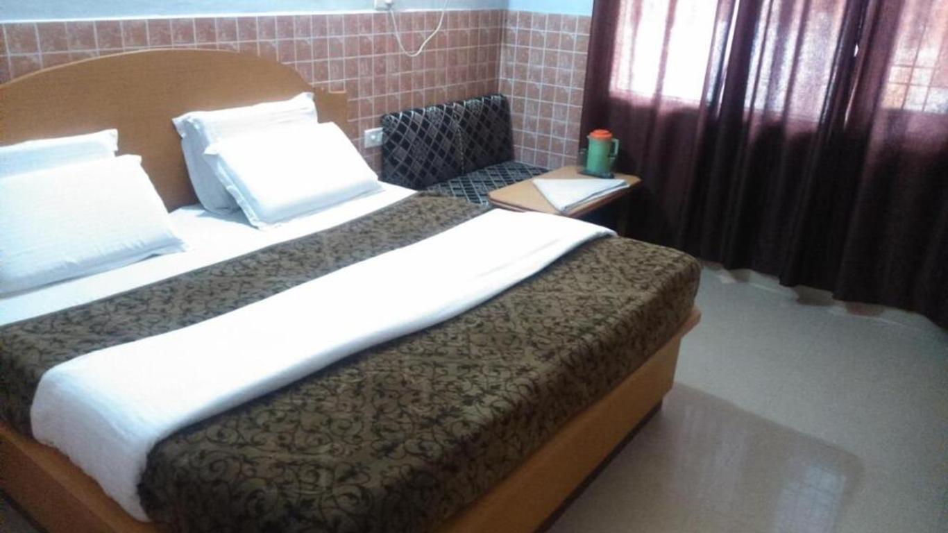 Hotel Today, Katra