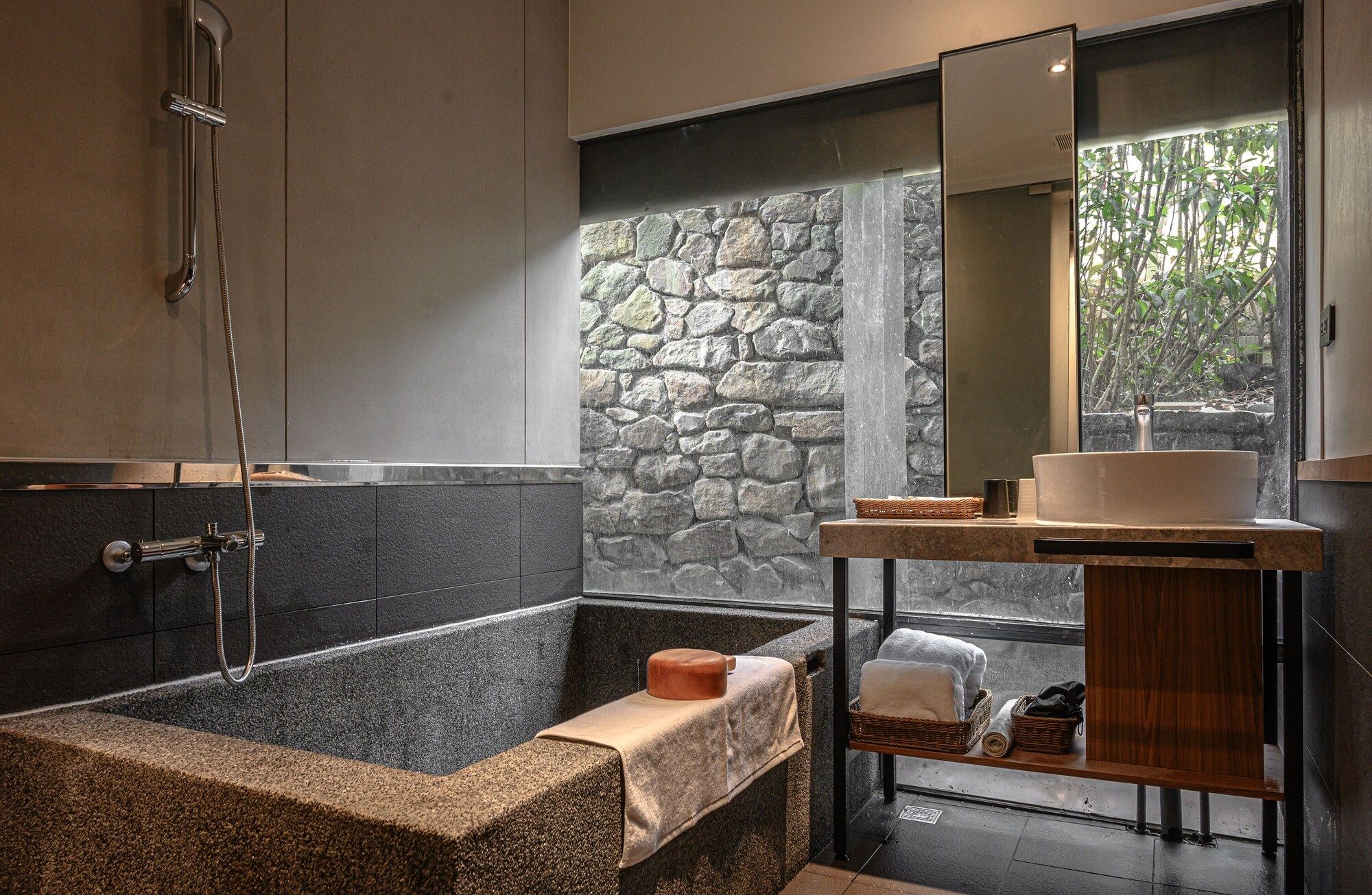 يونويادو أونسين هوت سبرينج هوتل ديانج