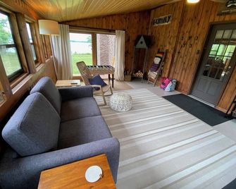 Lakeside Cottage - Amazing WI lake cabin perfect for the family - 럭 - 거실