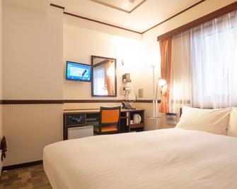 Toyoko Inn Sendai Higashi-guchi No 2 - Sendai - Bedroom