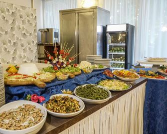 Dasamo - Viserbella - Buffet