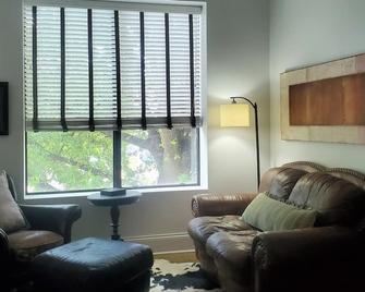 The Heinsman Guest House - Chattanooga - Sala de estar