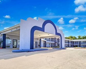 Heights Inn by Townhouse Harker Heights/Killeen - Harker Heights - Gebouw