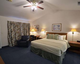 Garden Inn and Suites - Fresno - Bedroom