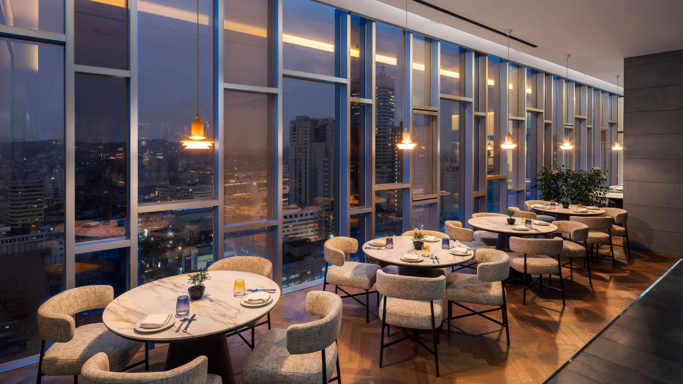 Novotel Ambassador Seoul Dongdaemun Hotels & Residences