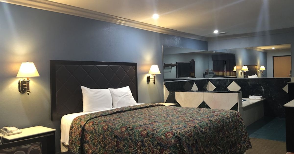 La Mirage Inn Lax Airport ab 83 €. Hotels in Los Angeles KAYAK