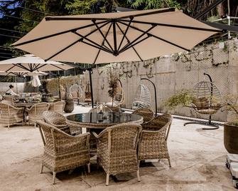 Kutaisi Inn - Kutaisi - Patio