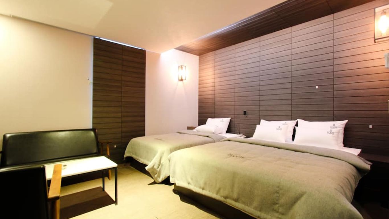 Louis Boutique Hotel