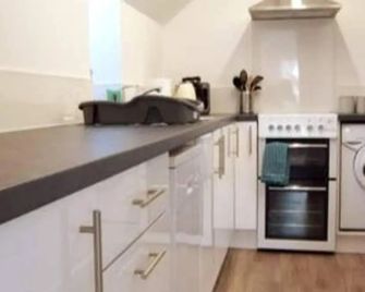 Cosy Kirriemuir Flat - Pet Friendly Retreat - Kirriemuir - Кухня