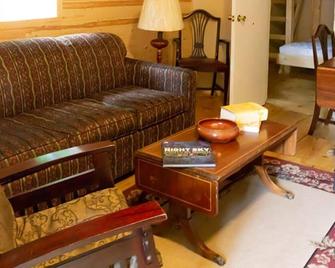 Champlain Cottage - Mattawa - Sala de estar
