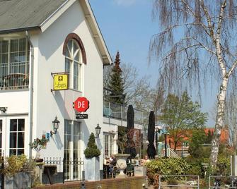 de Brabantse Biesbosch - Werkendam - Будівля