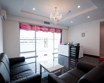 D Nice Hotel - Bayan Lepas