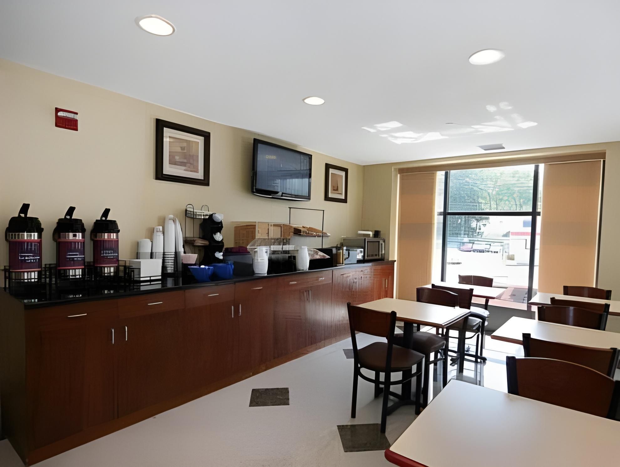 Bellerose Inn - Hempstead - Restaurante