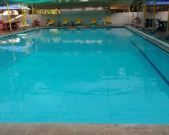 Jaladhama Resort - Mysore - Uima-allas